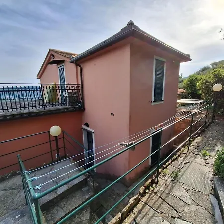 Sea-view Retreat - Pool, Tavern, Fireplace * 라팔로