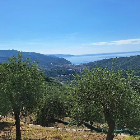 Sea-view Retreat - Pool, Tavern, Fireplace بيت للعطل راباللو