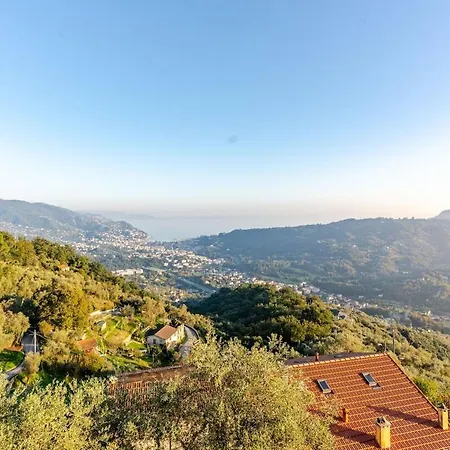 Sea-view Retreat - Pool, Tavern, Fireplace Holiday home Rapallo