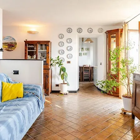 بيت للعطل Sea-view Retreat - Pool, Tavern, Fireplace راباللو
