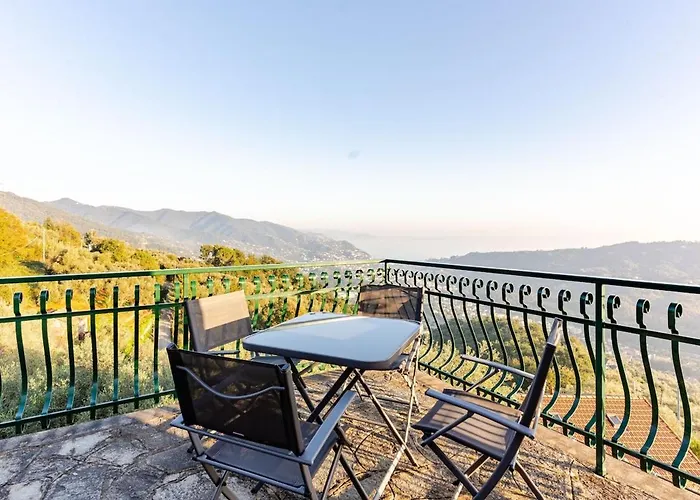 Sea-view Retreat - Pool, Tavern, Fireplace * Rapallo