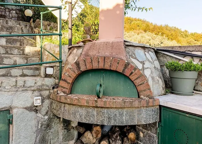 Sea-view Retreat - Pool, Tavern, Fireplace * Rapallo